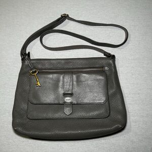 Fossil Kinley Gray Leather Flap Crossbody Bag, Preppy, Business Casual, Academia